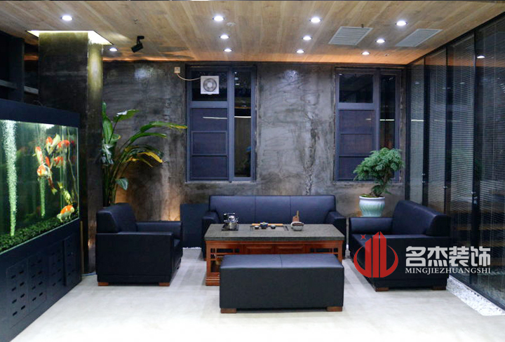 经理室香蕉APP污污实景图1.jpg